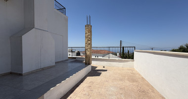 Luxury Detached four Bedroom House with unobstructed sea views and private swimming pool located in Tsada, Pafos for sale.
