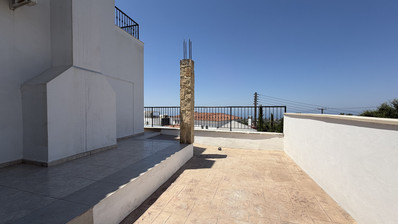Luxury Detached four Bedroom House with unobstructed sea views and private swimming pool located in Tsada, Pafos for sale.