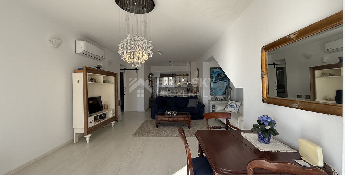 Rent: Renovated, fully furnished two bedroom ground floor apartment in the Amathusia area of Limassol, offering panoramic sea views.