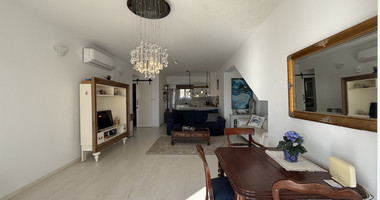 Rent: Renovated, fully furnished two bedroom ground floor apartment in the Amathusia area of Limassol, offering panoramic sea views.