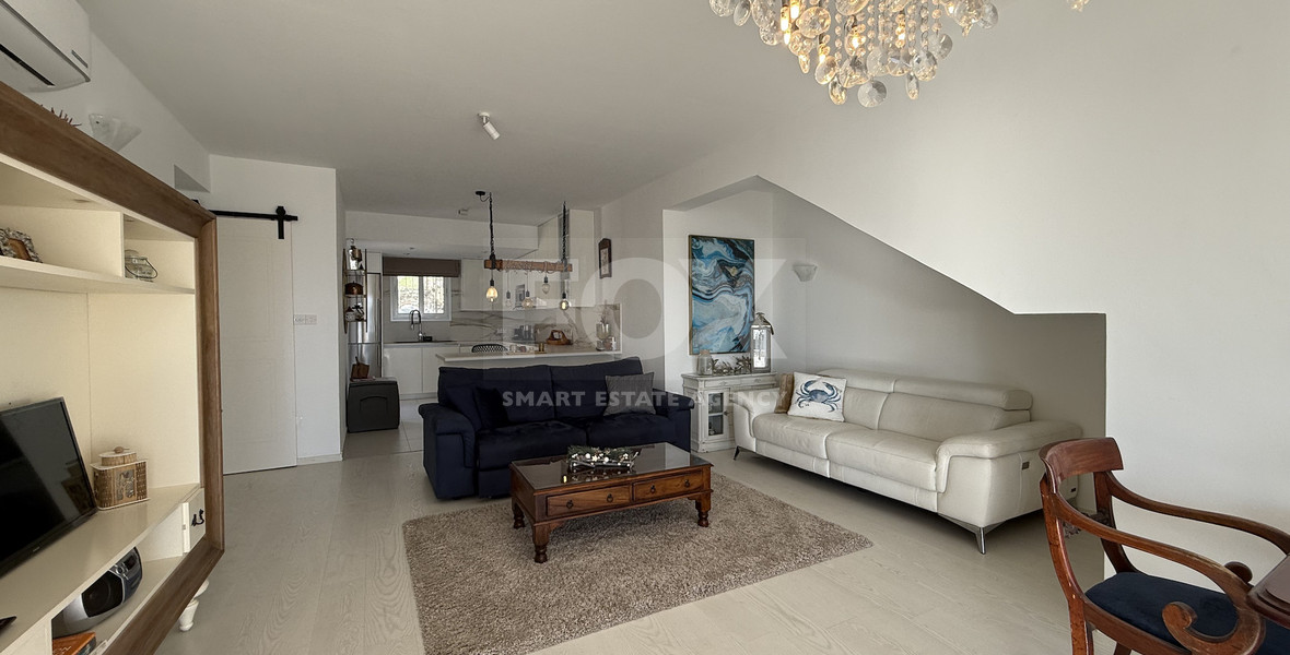 Rent: Renovated, fully furnished two bedroom ground floor apartment in the Amathusia area of Limassol, offering panoramic sea views.