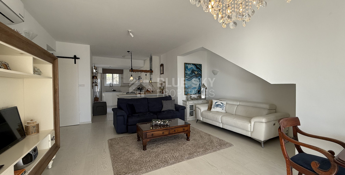 Rent: Renovated, fully furnished two bedroom ground floor apartment in the Amathusia area of Limassol, offering panoramic sea views.