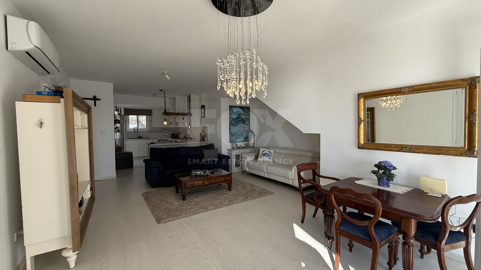 Rent: Renovated, fully furnished two bedroom ground floor apartment in the Amathusia area of Limassol, offering panoramic sea views.