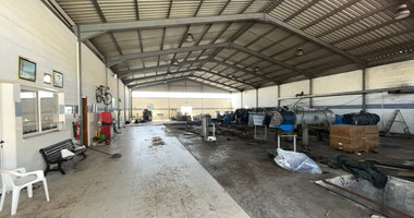 FOR RENT SPACIOUS 850 m2 WAREHOUSE ON A 2,500 m2 PLOT IN THE INDUSTRIAL AREA OF YPSONAS