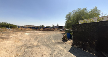 FOR RENT SPACIOUS 850 m2 WAREHOUSE ON A 2,500 m2 PLOT IN THE INDUSTRIAL AREA OF YPSONAS
