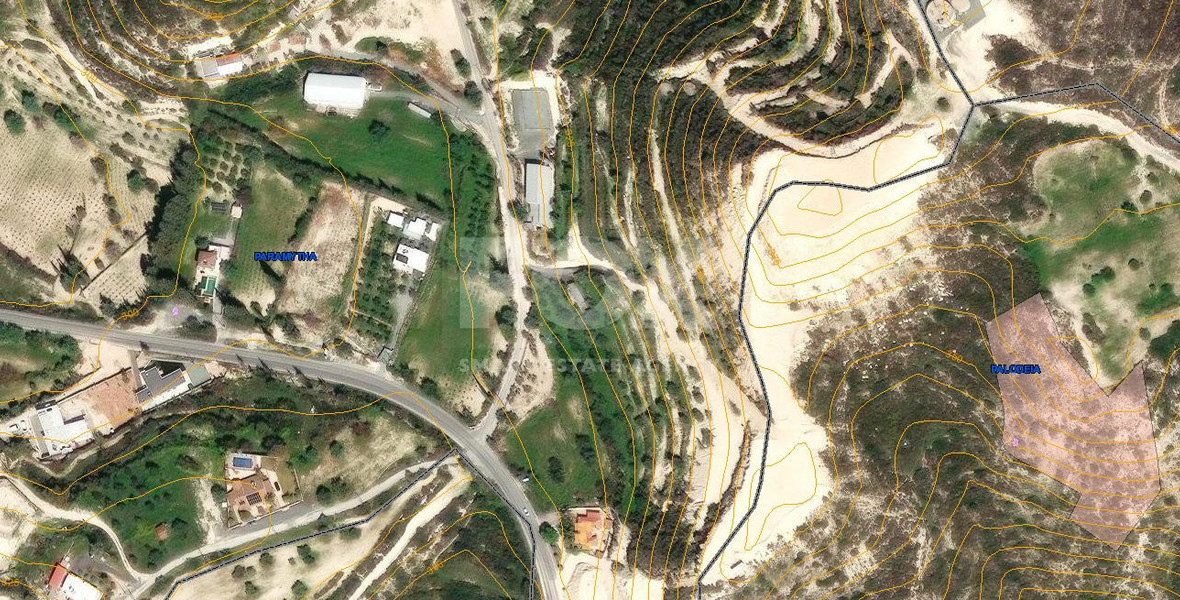 Plot for Sale  in Paramytha