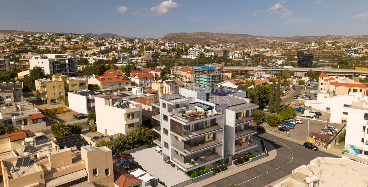 For Sale Stylish 2-Bedroom Top-Floor Apartment with Spacious Veranda in Columbia, Limassol