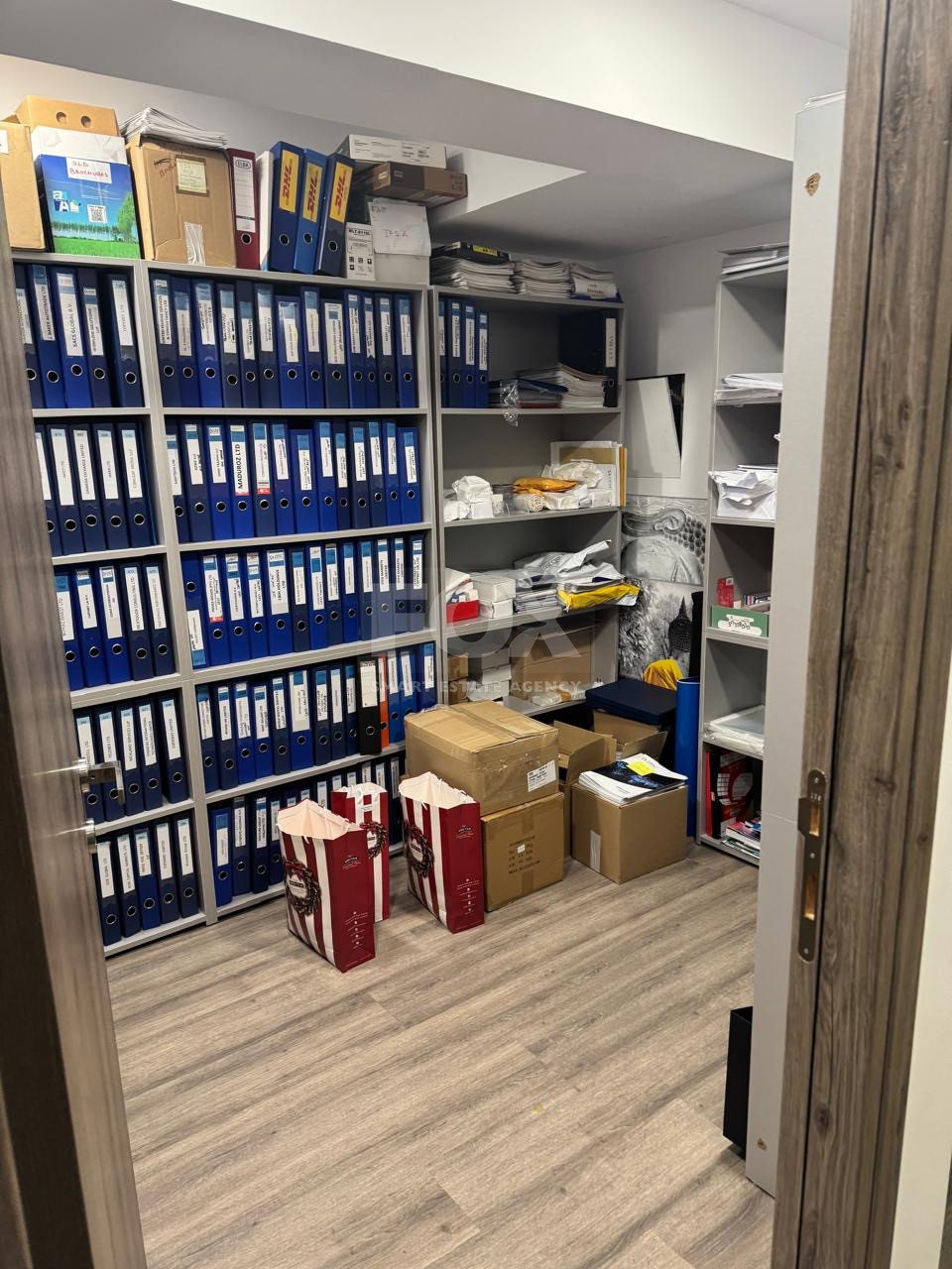 Office for Rent 250m2 in Agia Zoni