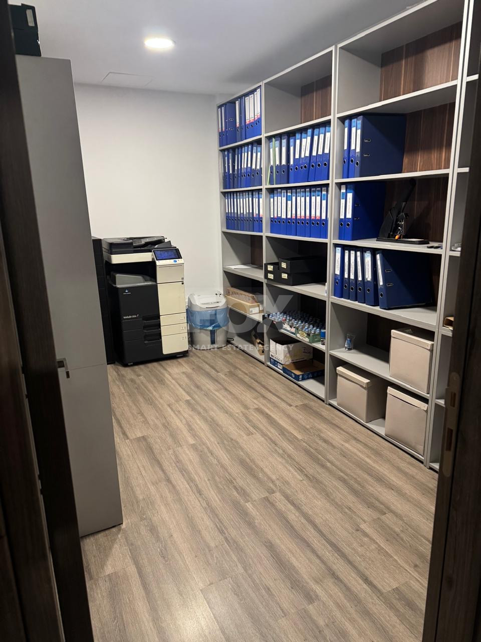 Office for Rent 250m2 in Agia Zoni