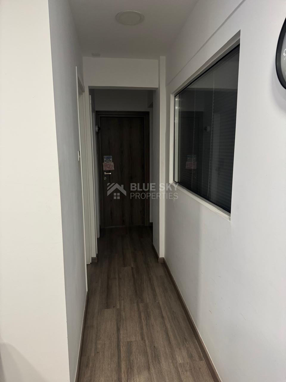 Office for Rent 250m2 in Agia Zoni