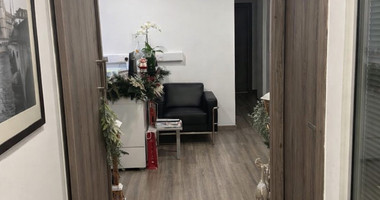 Office for Rent 250m2 in Agia Zoni