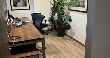 Office for Rent 250m2 in Agia Zoni