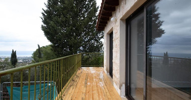 Three bedroom house in Tala  Community , in Paphos