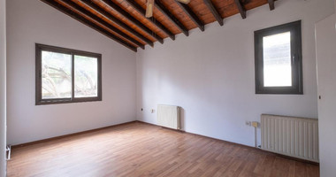 Three bedroom house in Tala  Community , in Paphos