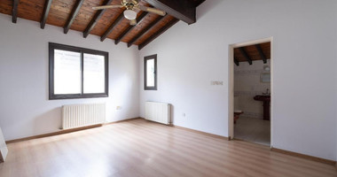 Three bedroom house in Tala  Community , in Paphos