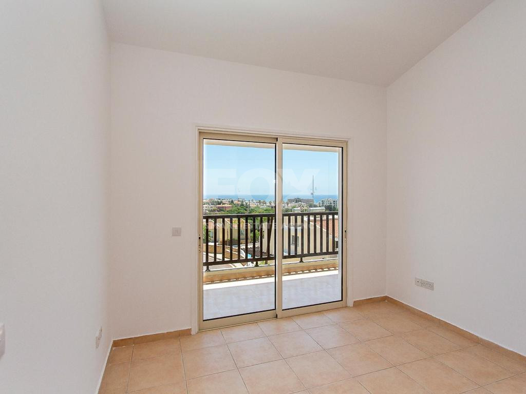 Two-Bedroom Ground Floor Apartment with Yard and Sea View in Chloraka, Paphos