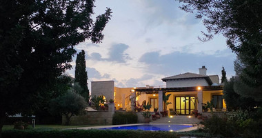 Luxury 3+1 Bedroom Villa for Sale in Aphrodite Hills Golf Resort with Sea & Golf Views