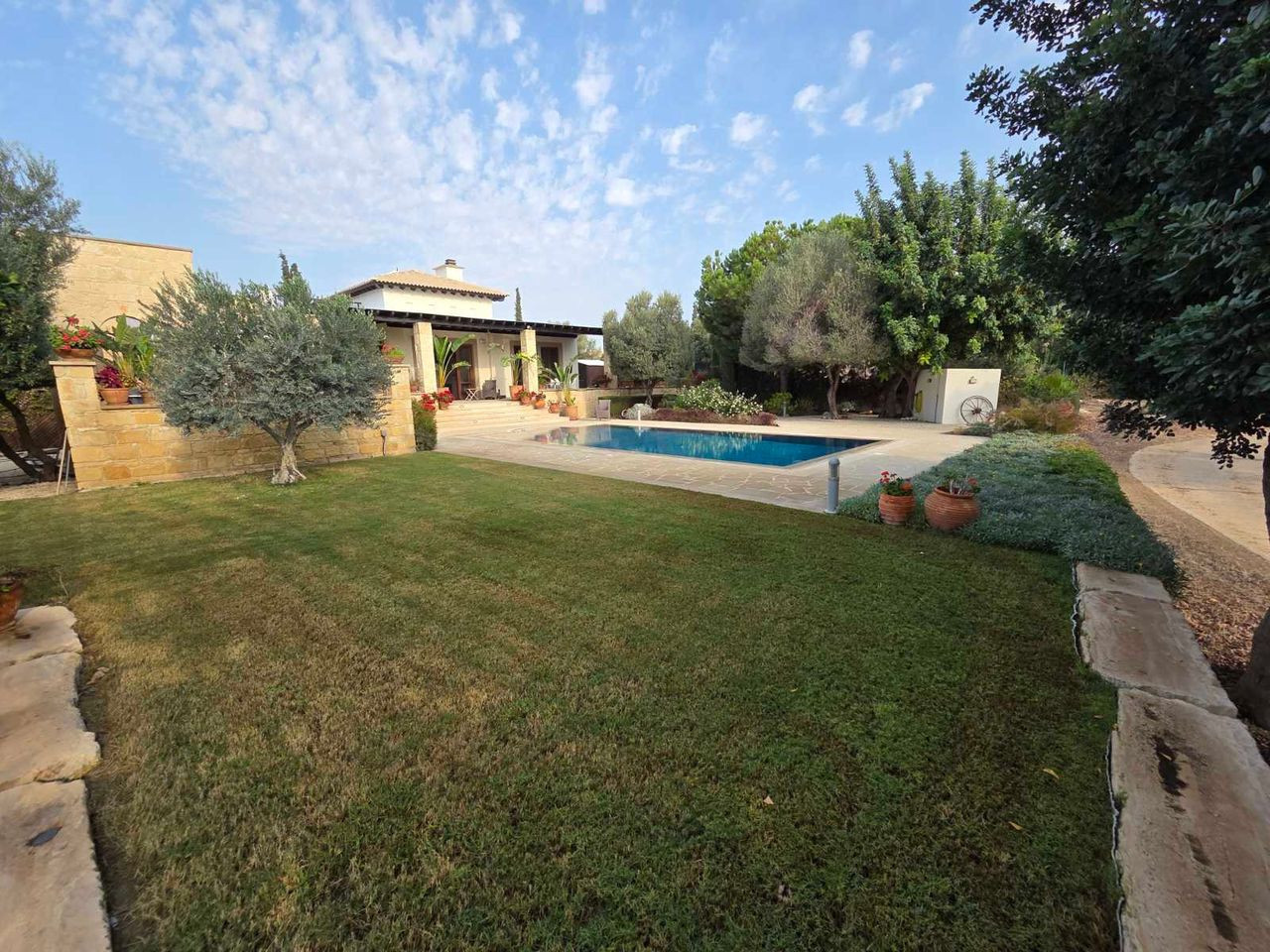 3 bedroom house 200 m² Kouklia, Cyprus