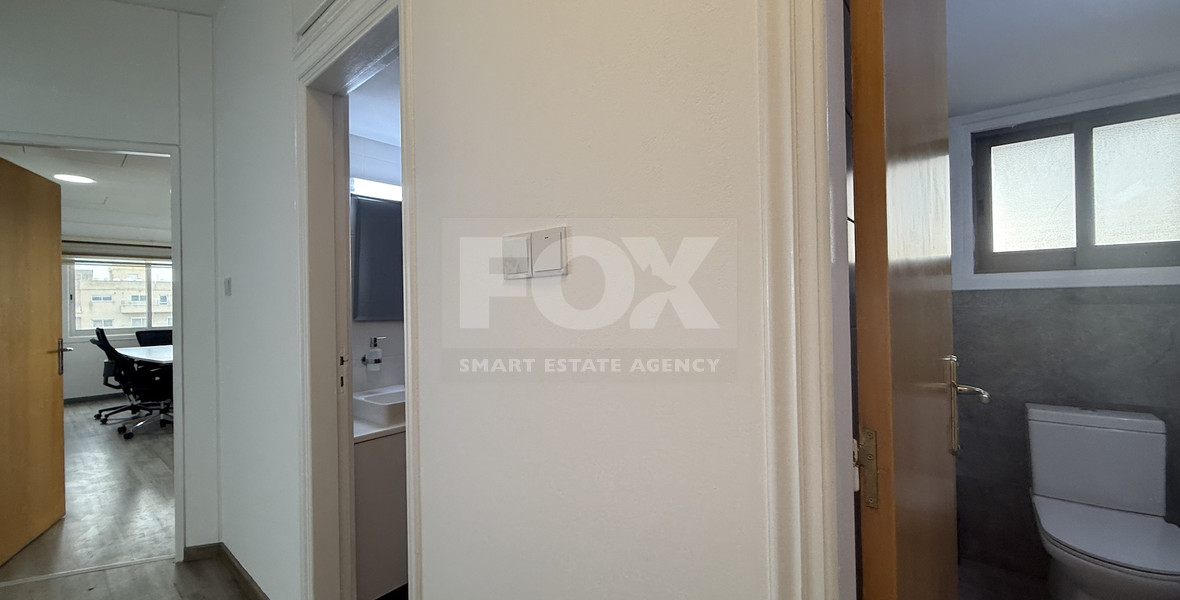 RENT: OFFICES 130 SQM OPTIONAL FURNISHED ON MAIN GRIVA DIGENI AVENUES, NEAPOLIS