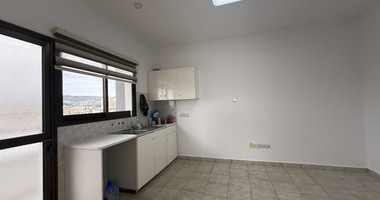 RENT: OFFICES 130 SQM OPTIONAL FURNISHED ON MAIN GRIVA DIGENI AVENUES, NEAPOLIS