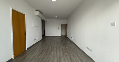 RENT: OFFICES 130 SQM OPTIONAL FURNISHED ON MAIN GRIVA DIGENI AVENUES, NEAPOLIS
