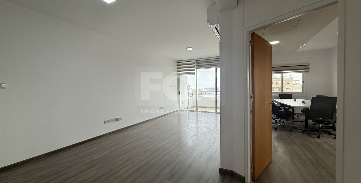 RENT: OFFICES 130 SQM OPTIONAL FURNISHED ON MAIN GRIVA DIGENI AVENUES, NEAPOLIS