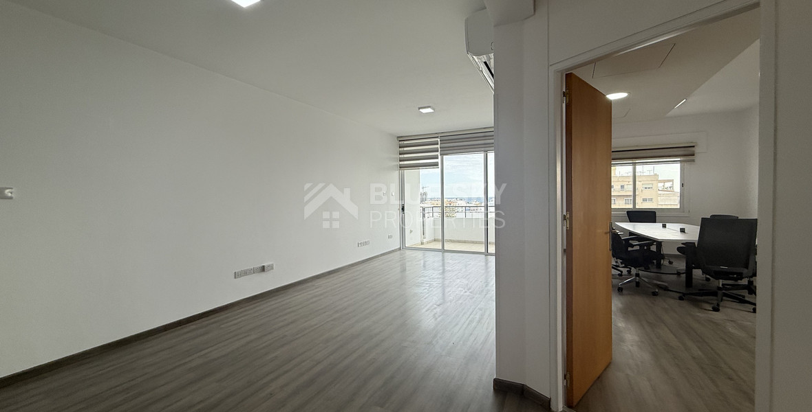 RENT: OFFICES 130 SQM OPTIONAL FURNISHED ON MAIN GRIVA DIGENI AVENUES, NEAPOLIS
