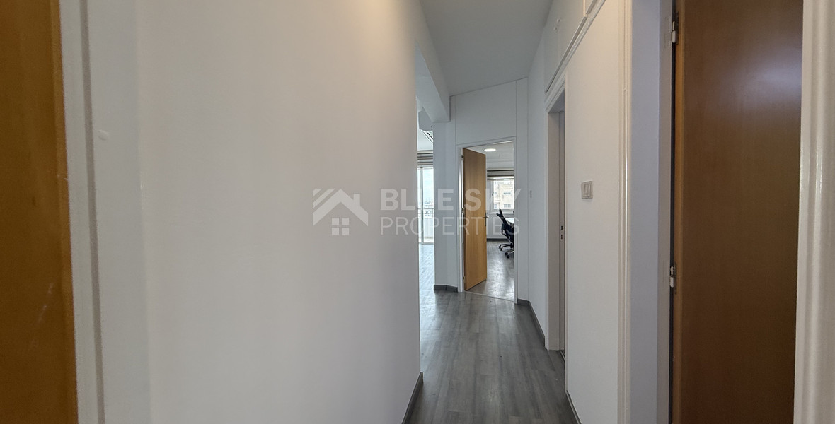 RENT: OFFICES 130 SQM OPTIONAL FURNISHED ON MAIN GRIVA DIGENI AVENUES, NEAPOLIS