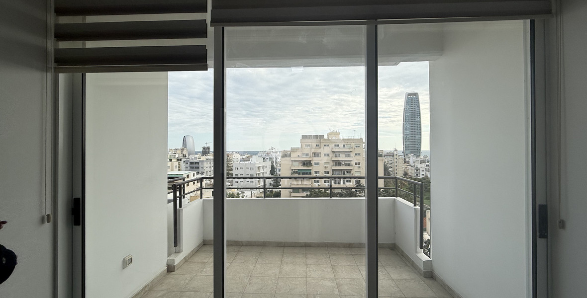 RENT: OFFICES 130 SQM OPTIONAL FURNISHED ON MAIN GRIVA DIGENI AVENUES, NEAPOLIS