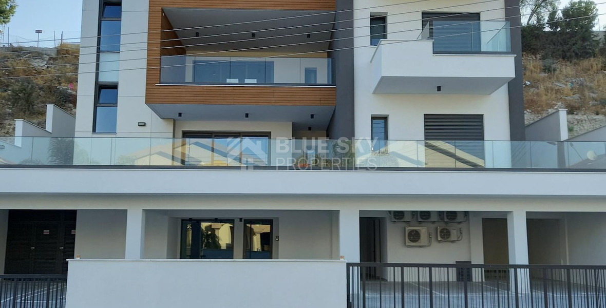Four bedroom full floor apartment for rent, Agios Athanasios
