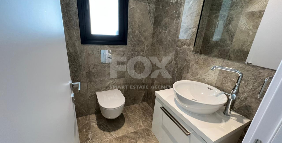 Luxurious Three Bedroom Apartment for rent in Germasogeia with Three Bathrooms and Pool