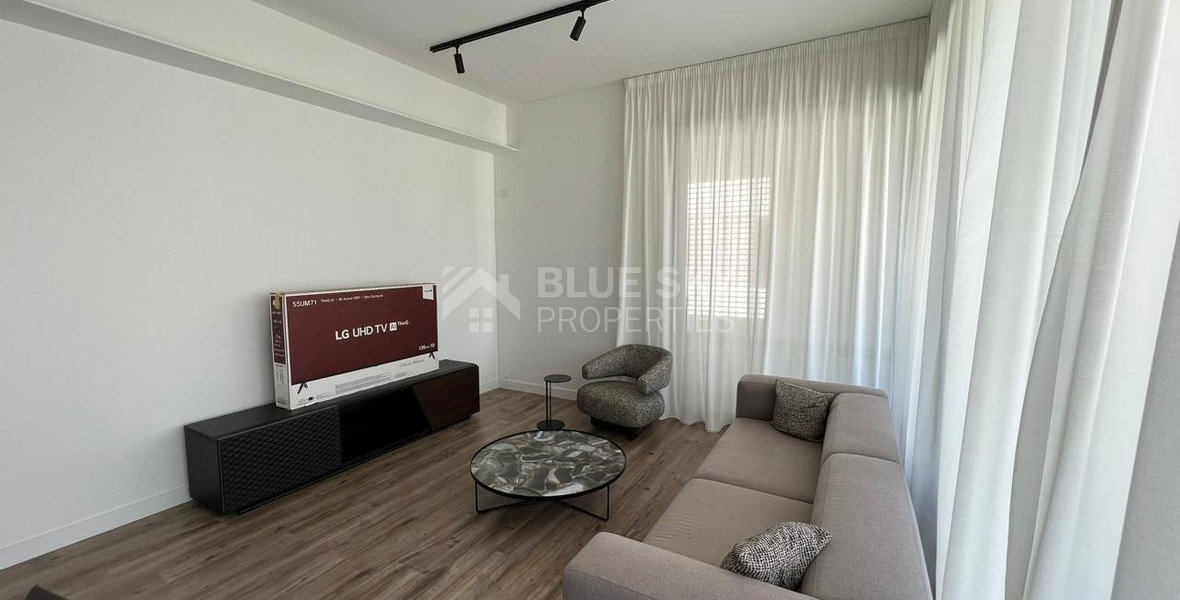 Luxurious Three Bedroom Apartment for rent in Germasogeia with Three Bathrooms and Pool