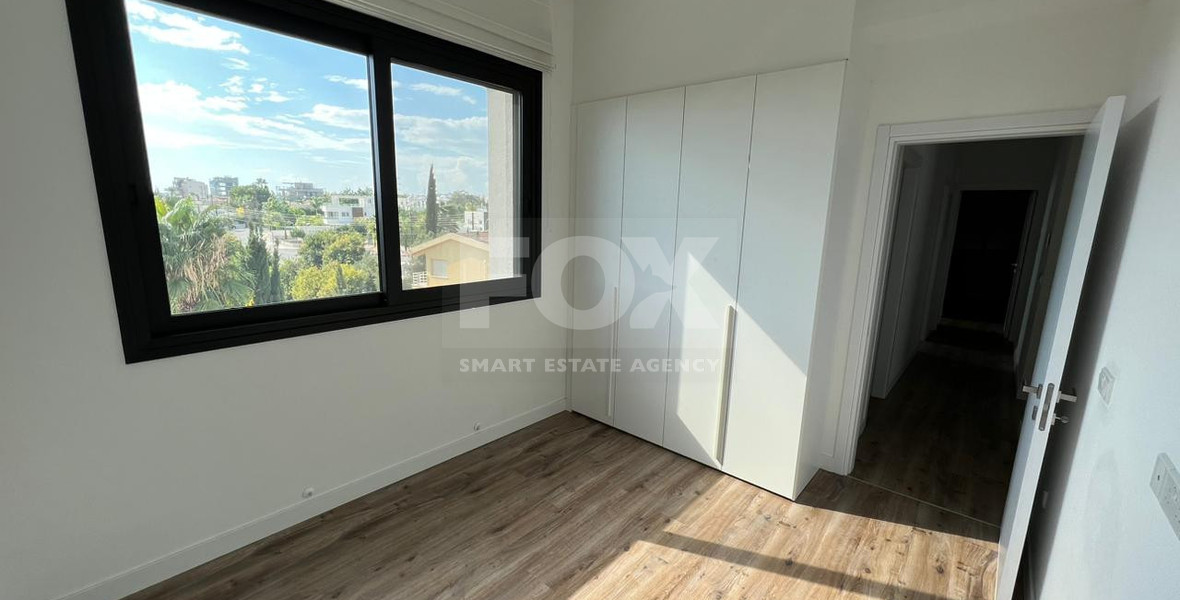 Luxurious Three Bedroom Apartment for rent in Germasogeia with Three Bathrooms and Pool