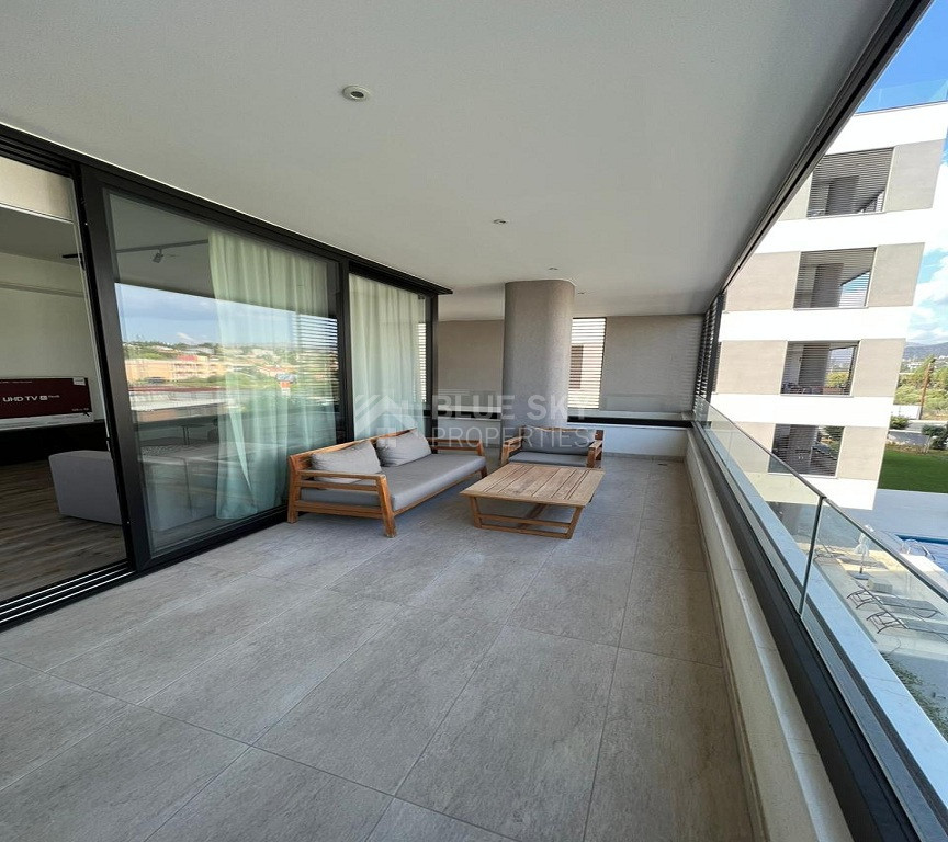 Luxurious Three Bedroom Apartment for rent in Germasogeia with Three Bathrooms and Pool