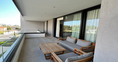 Luxurious Three Bedroom Apartment for rent in Germasogeia with Three Bathrooms and Pool