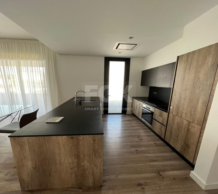 Luxurious Three Bedroom Apartment for rent in Germasogeia with Three Bathrooms and Pool