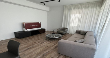 Luxurious Three Bedroom Apartment for rent in Germasogeia with Three Bathrooms and Pool