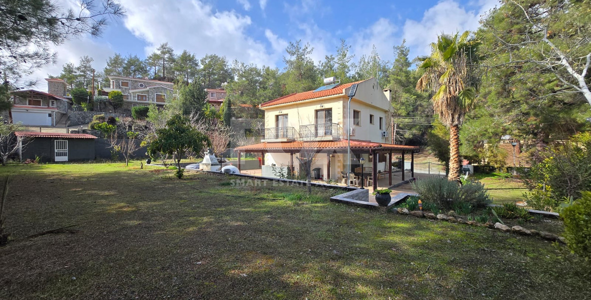 Detached 4-Bedroom House on Large Plot in Moniatis: Complete Privacy & Nature