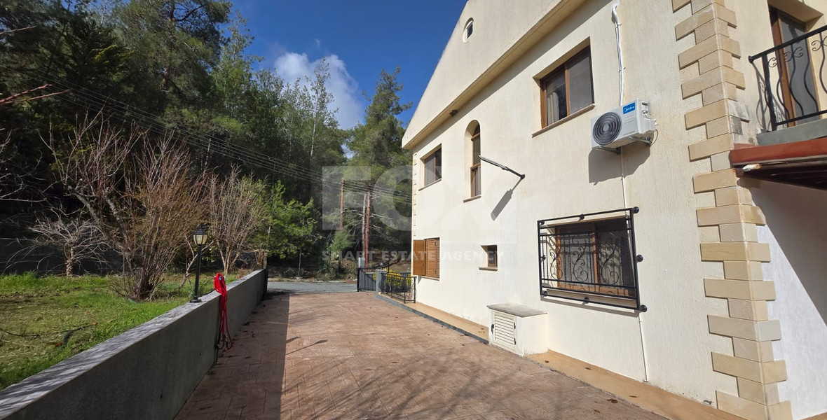 Detached 4-Bedroom House on Large Plot in Moniatis: Complete Privacy & Nature