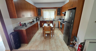 Detached 4-Bedroom House on Large Plot in Moniatis: Complete Privacy & Nature