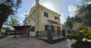 Detached 4-Bedroom House on Large Plot in Moniatis: Complete Privacy & Nature