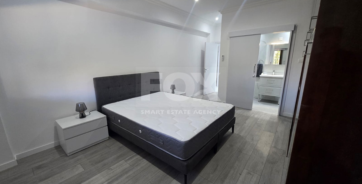 Modern Fully Furnished Three-Bedroom En-Suite Apartment in Gated Beachfront Complex: 60m to the Beach