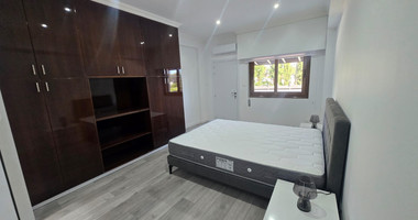 Modern Fully Furnished Three-Bedroom En-Suite Apartment in Gated Beachfront Complex: 60m to the Beach