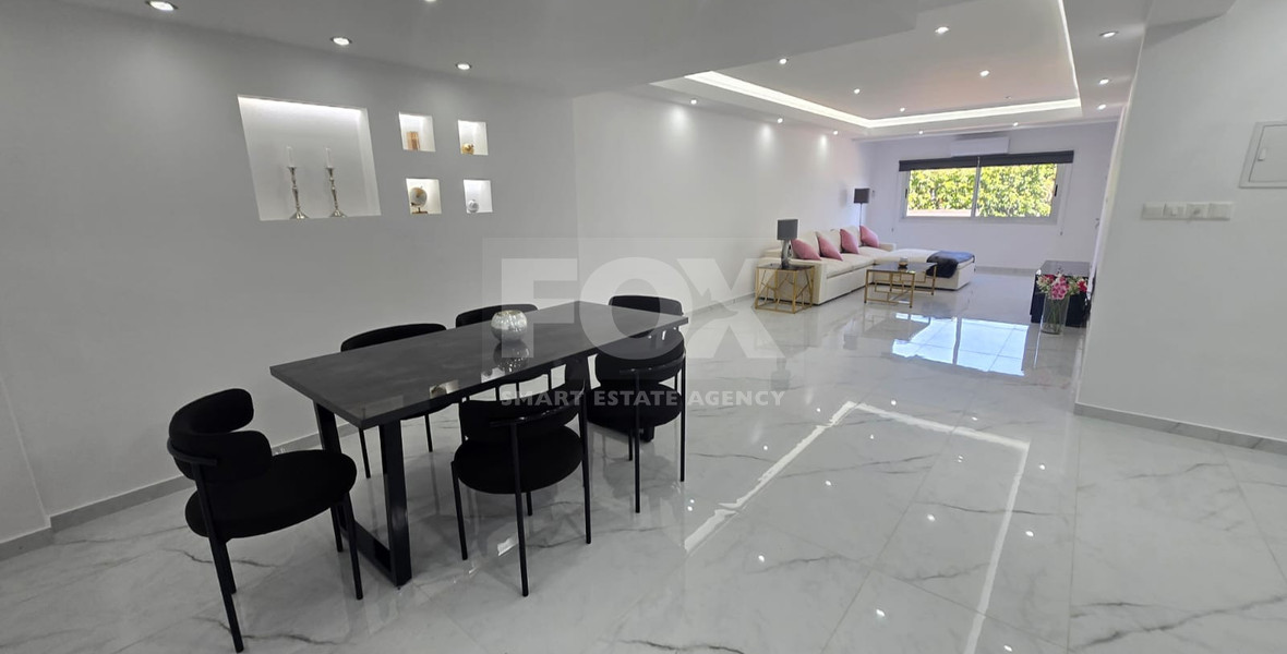 Modern Fully Furnished Three-Bedroom En-Suite Apartment in Gated Beachfront Complex: 60m to the Beach