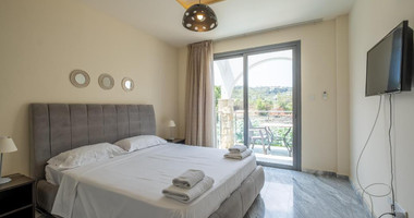 One bedroom  charming apartment for sale in Latchi, Paphos