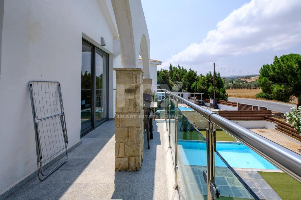 One bedroom  charming apartment for sale in Latchi, Paphos