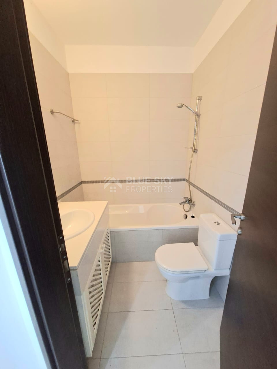 Top Floor Fully Furnished Universal Apartment two Bedroom for Sale