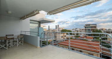 Elegant Three-Bedroom Penthouse with Roof Garden for Rent in the Heart of Limassol City Centre