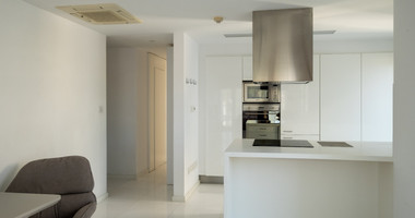 Seafront Two-Bedroom Apartment for Rent Opposite Dasoudi Beach, Germasogeia