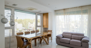 Seafront Two-Bedroom Apartment for Rent Opposite Dasoudi Beach, Germasogeia